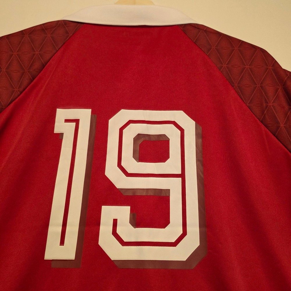 The World's Game Canada Soccer Jersey Shirt Red White Number 19 Large - Picture 9 of 9